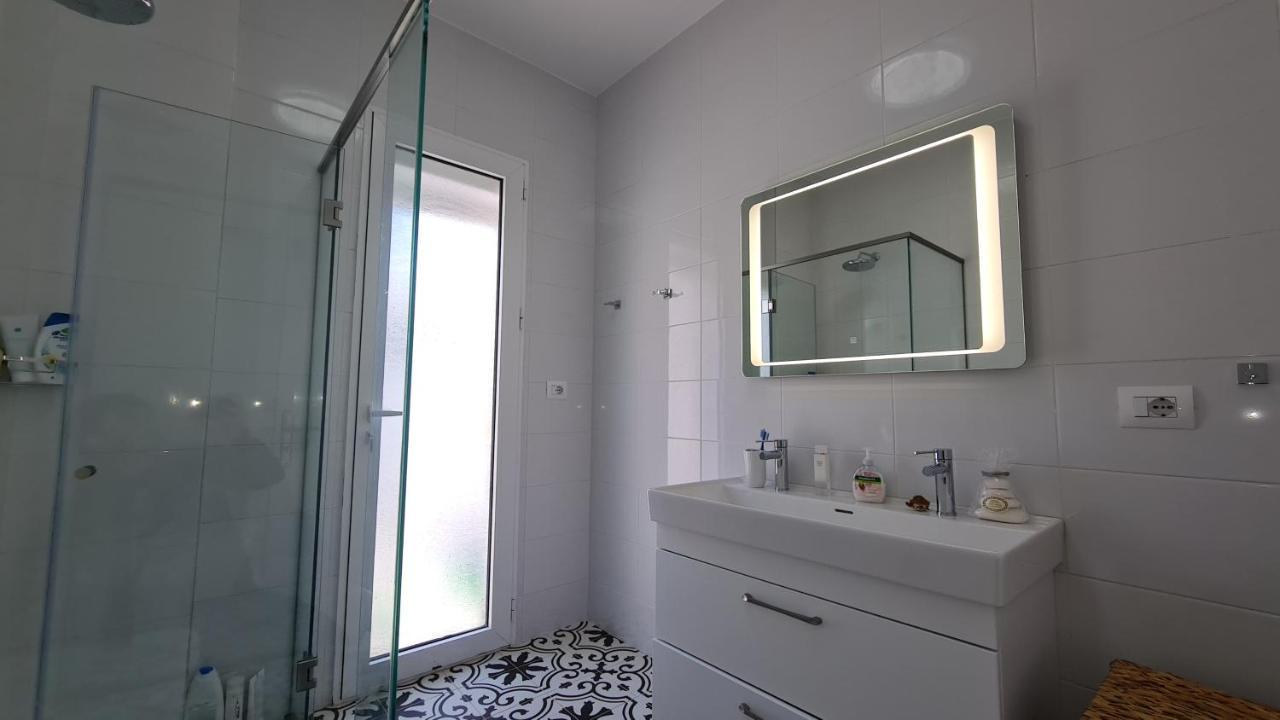 Rocknest Sea View Penthouse Apartment Sarande Exterior photo
